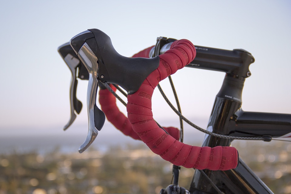 Comment s'organise une compétition de cyclisme sur route ?